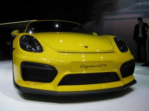 porsche cayman GT4