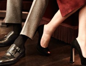 Souliers double boucle : les deux font la paire