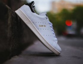 Une sneaker doit être blanche, archi-blanche