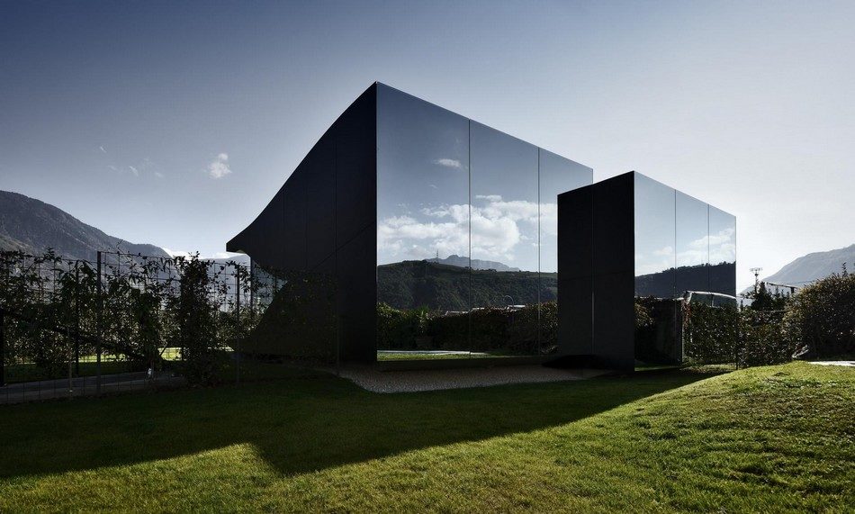 Une-Mirror-Houses-par-Peter-Pichler-Bolzano-Italie-615x300@2x