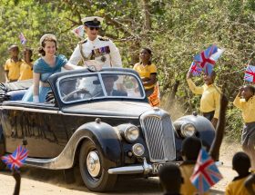 The Crown : Elizabeth II et limousines en série (1/2)