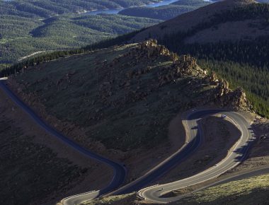 Pikes Peak International Hill Climb : une course de côte au sommet