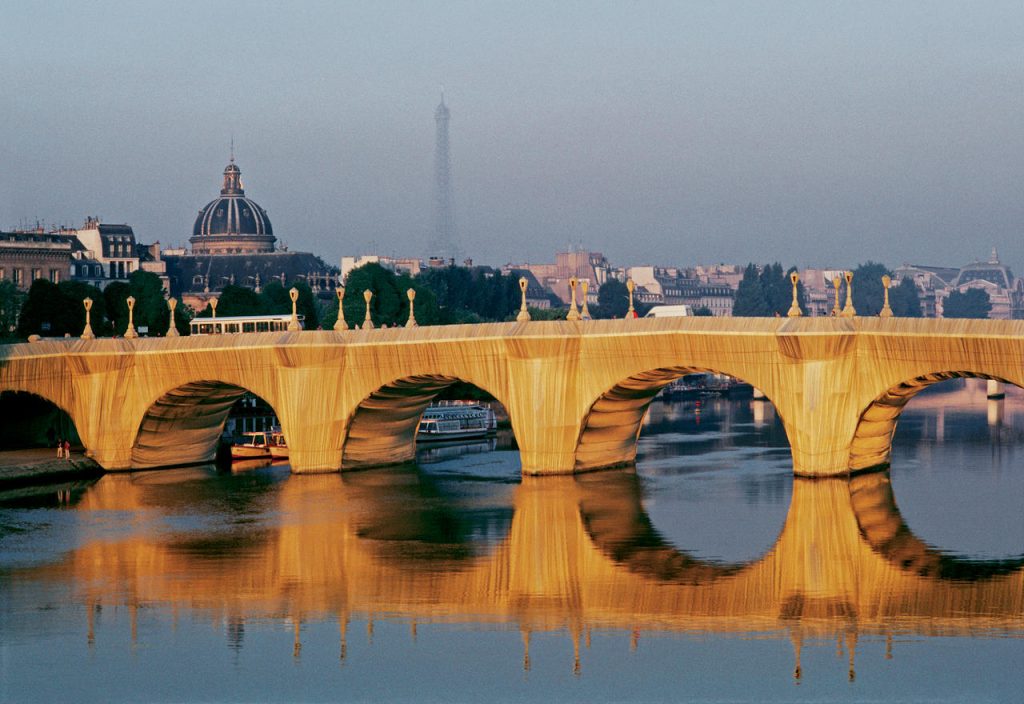 Christo-JeanneClaude-Pont-Neuf