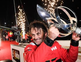 Qui est Yannick Bestaven, vainqueur du Vendée Globe ?