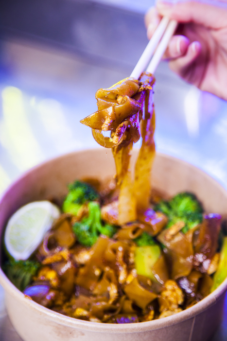 street-bangkok-les-hardis-streetfood-paris-1