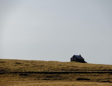 Expérience : dormir dans un buron au cœur de l’Aubrac et du Cantal