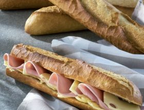 Le sandwich jambon-beurre, l’unique monument parisien qui se déguste