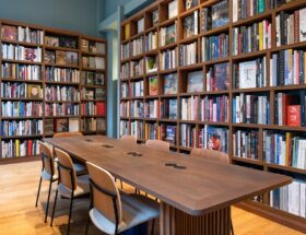 Cinq librairies à thème à Paris