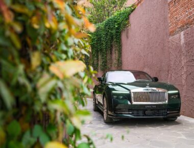 Rolls-Royce lance Spectre, son premier modèle tout-électrique