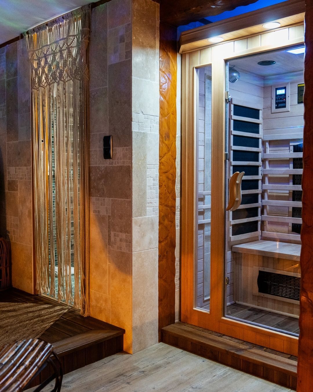© Le VIP Paris Yacht Hotel & Spa