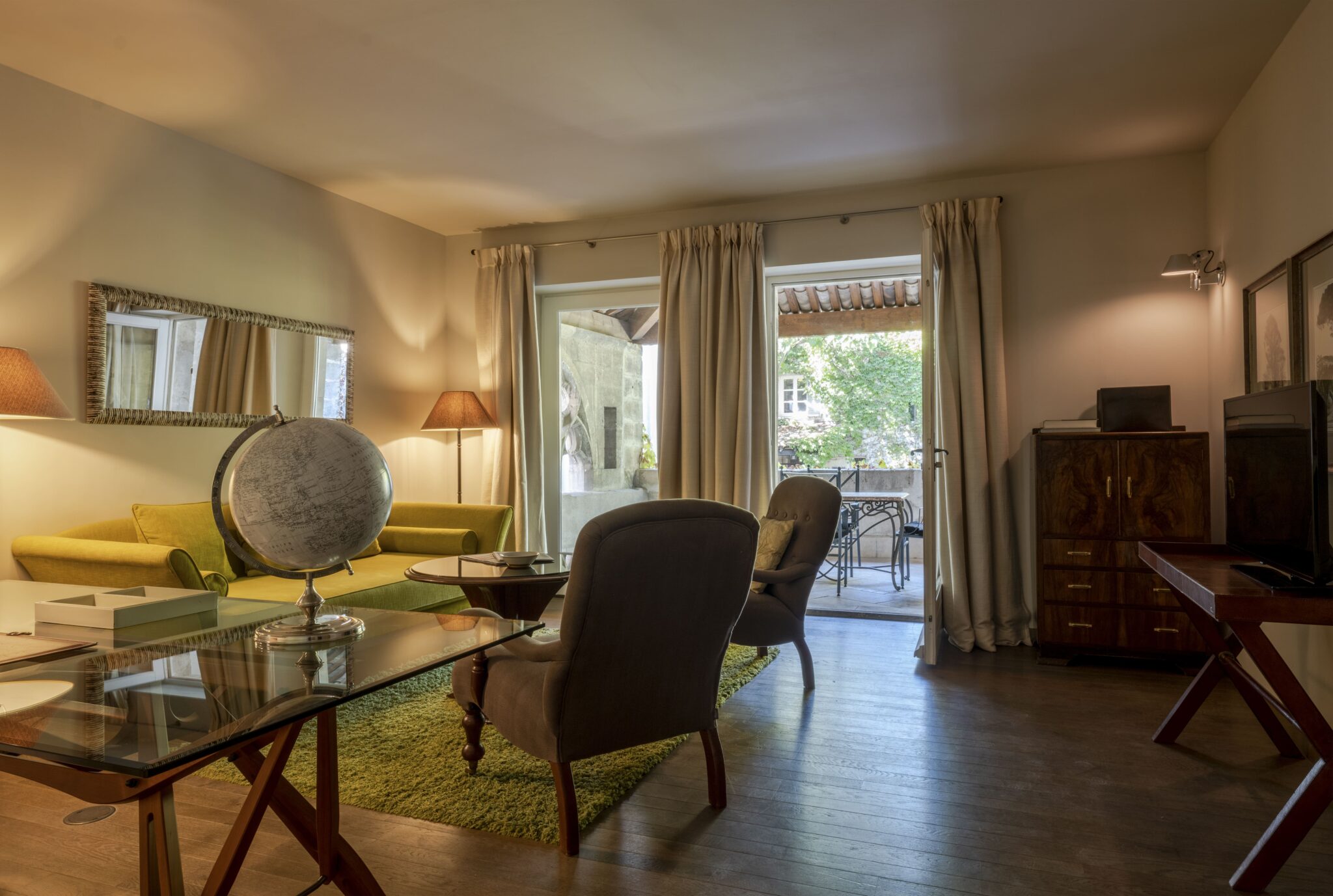Une suite à l'hôtel 5 étoiles en Provence, le Prieuré Beaumanière © g.gleize