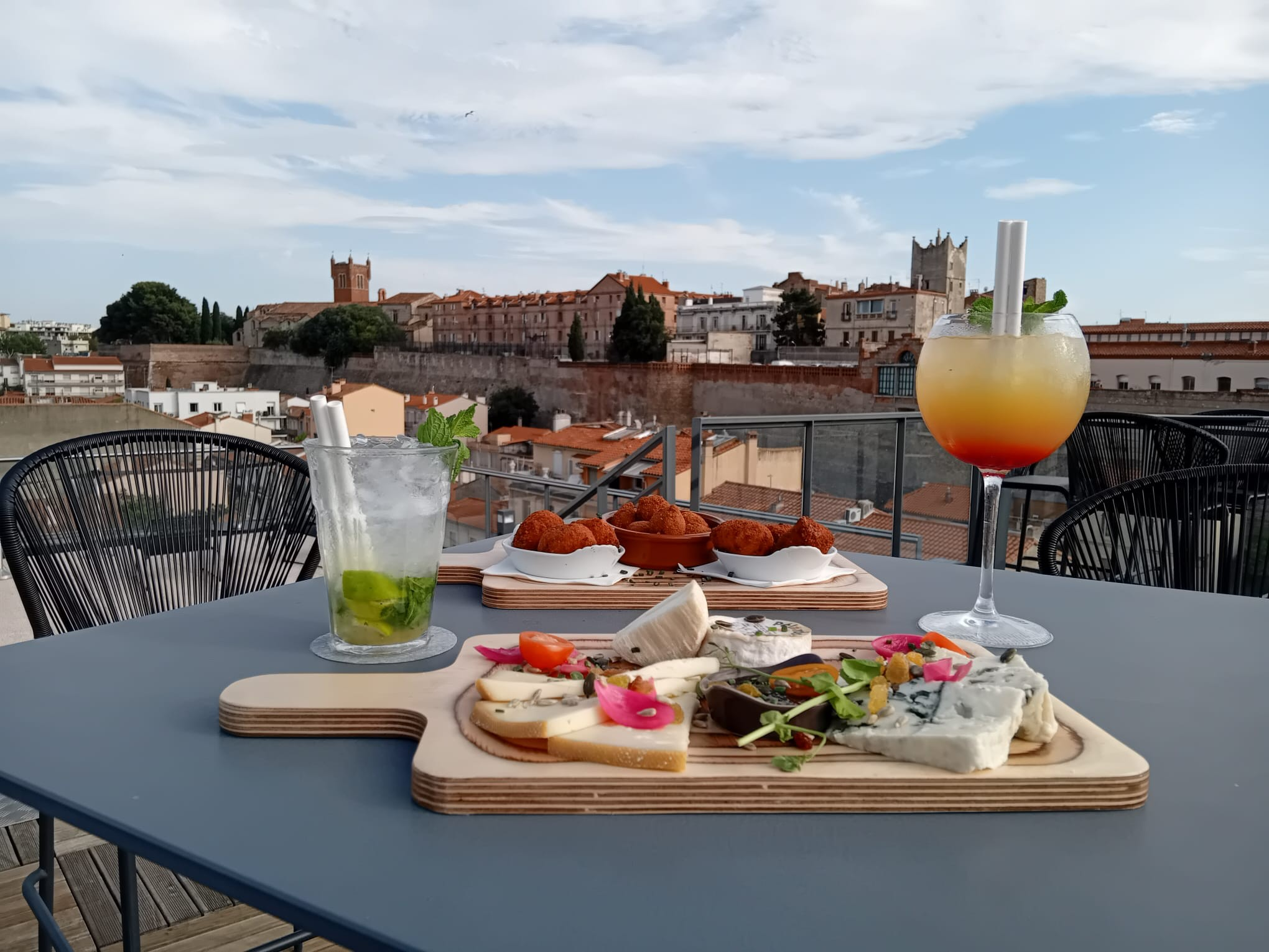 © Dali Hotel