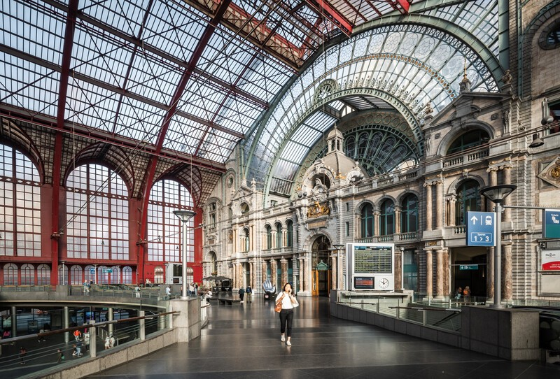 © La Gare d'Anvers