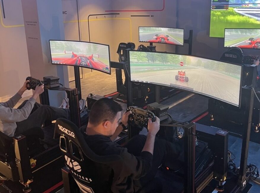 © Sim Drivers