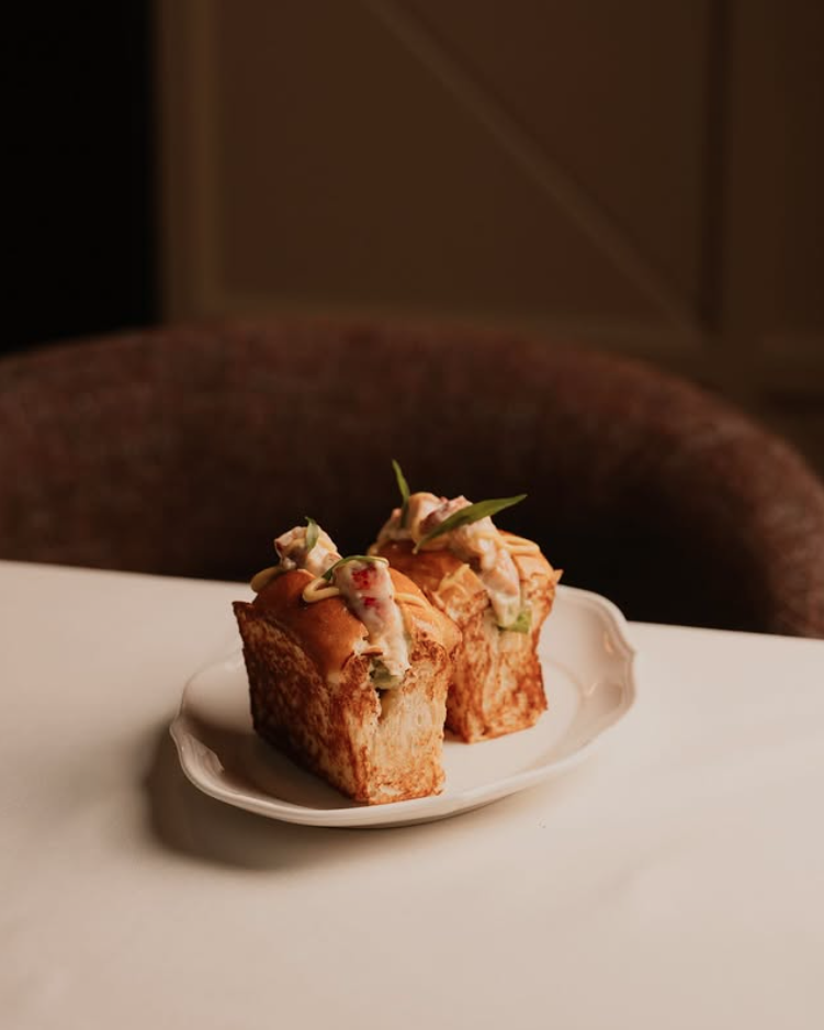 L'un des meilleurs Lobster Roll de Paris © Temple et Chapon