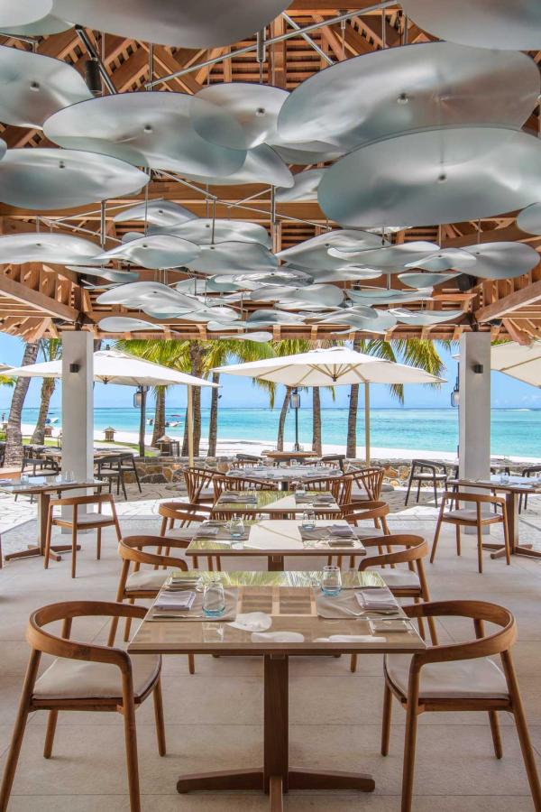 Déjeuner au © Paradis Beachcomber Golf Resort & Spa