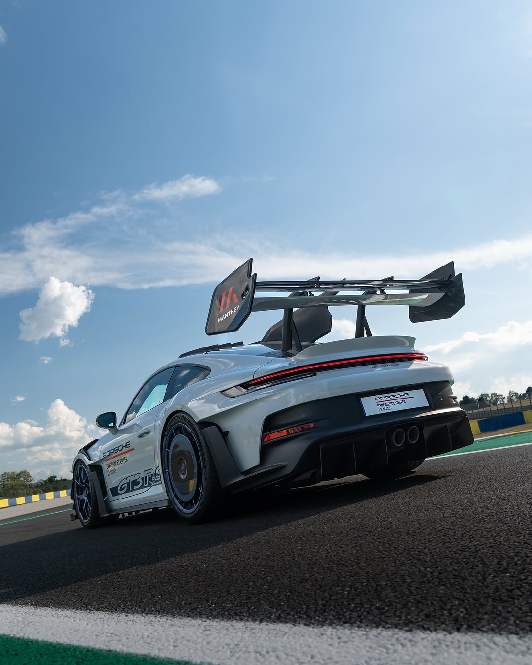 Conduire une Porsche pour la fête des pères © valentin.blois