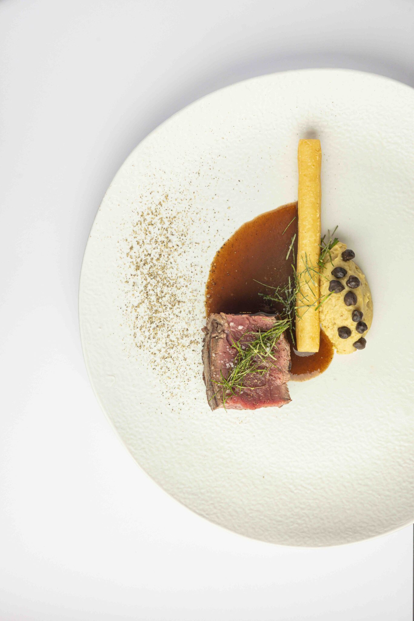 Bœuf d’Aubrac et Pois Chiche © Le Moulin de Cambelong