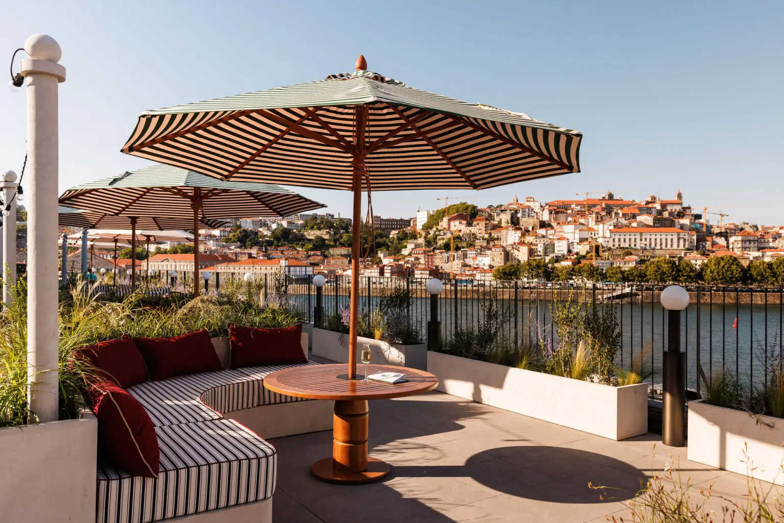 Le rooftop de l'hôtel © The Rebello 