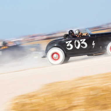 Normandy Beach Race 2025 : La magie des courses auto-moto vintage sur la plage
