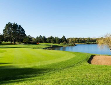 Les plus beaux hôtels golf de France pour allier swing et art de vivre