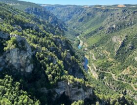 Road trip nature et gastronomique dans le Grand Canyon français !