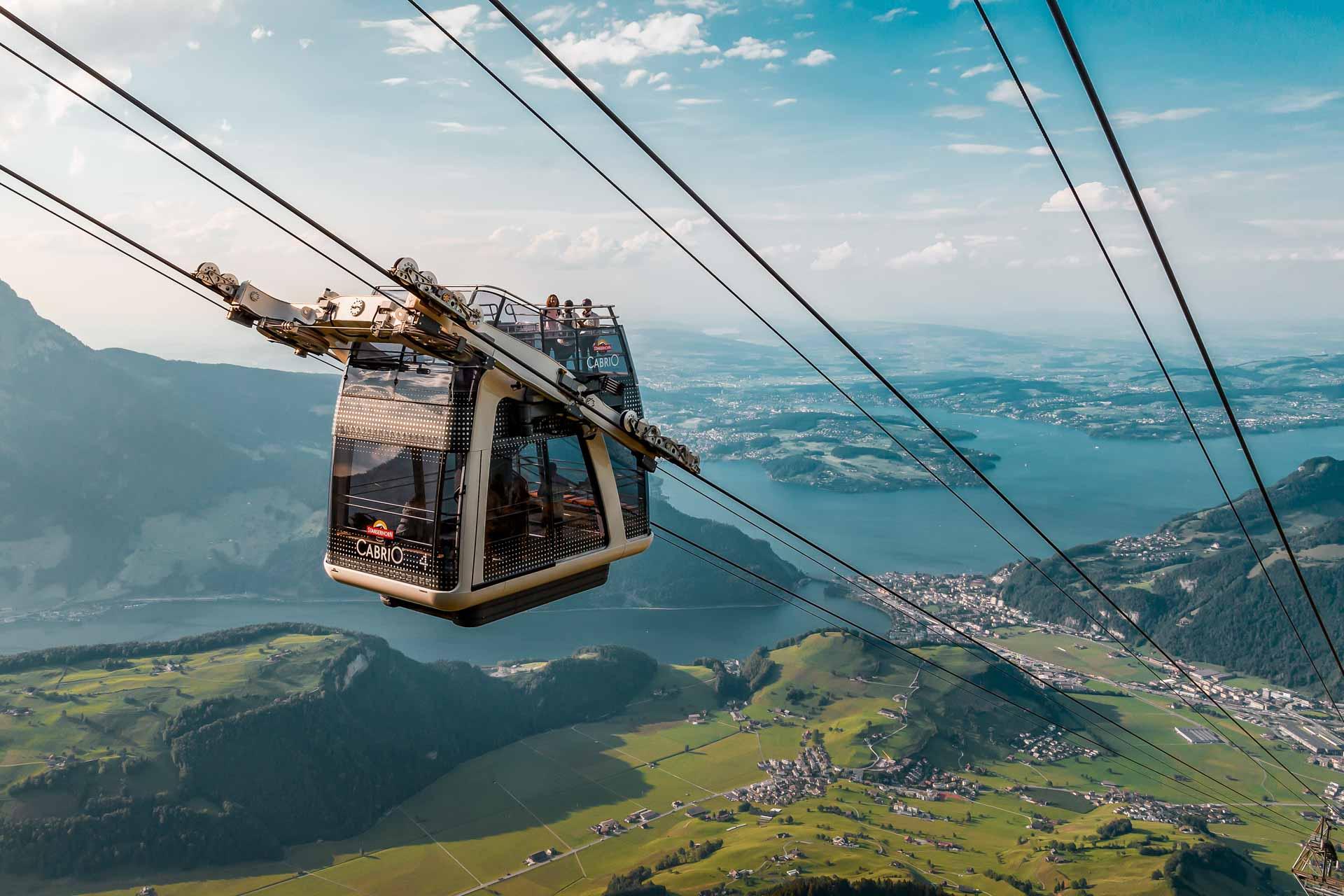Le téléphérique CabriO du Stanserhorn