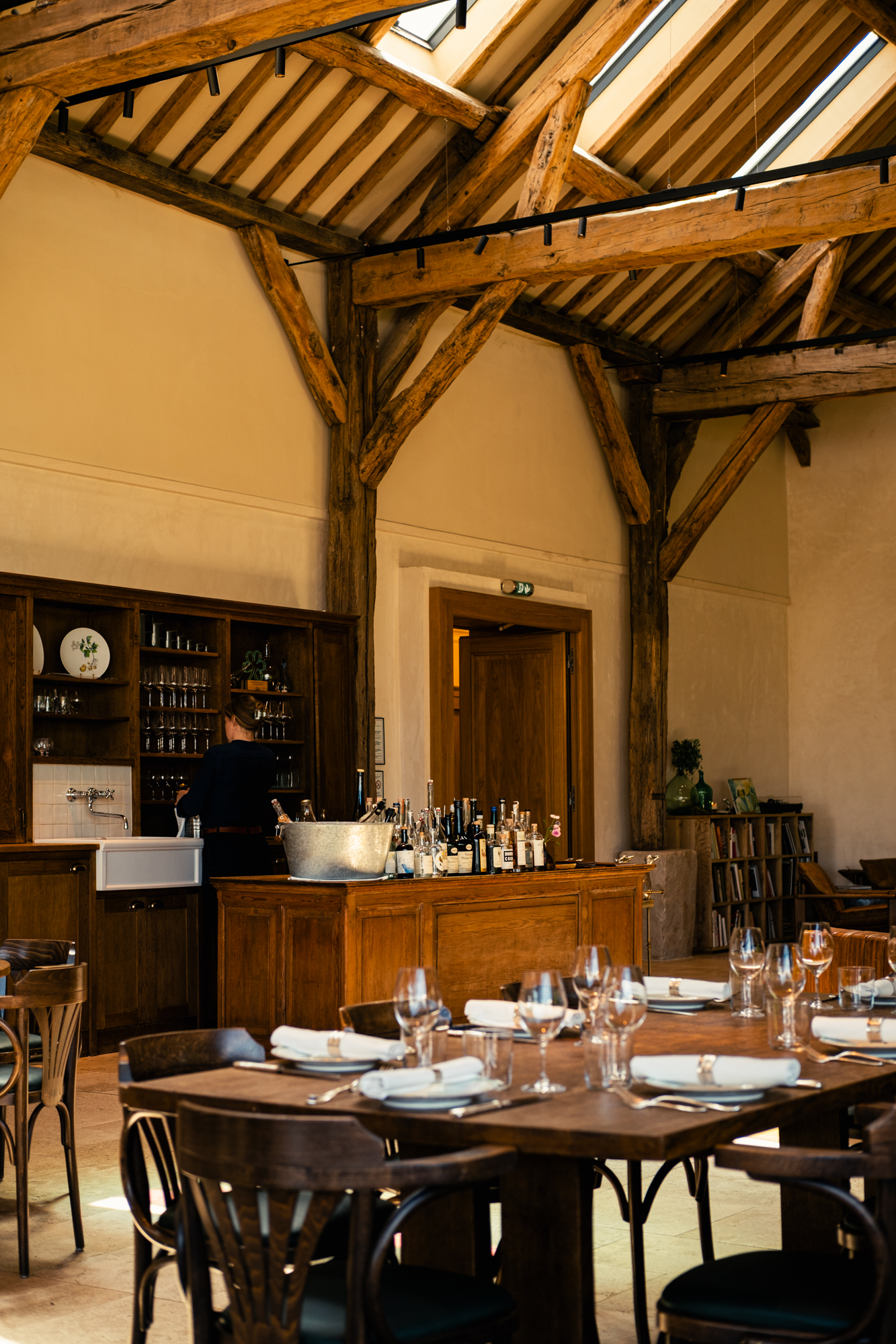 La salle à manger de l'hôtel © Mathieu Bonnevie 
