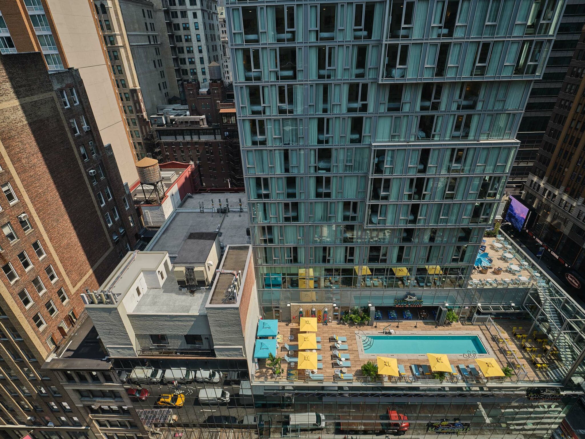 Piscine extérieure du Margaritaville Times Square © Margaritaville Times Square