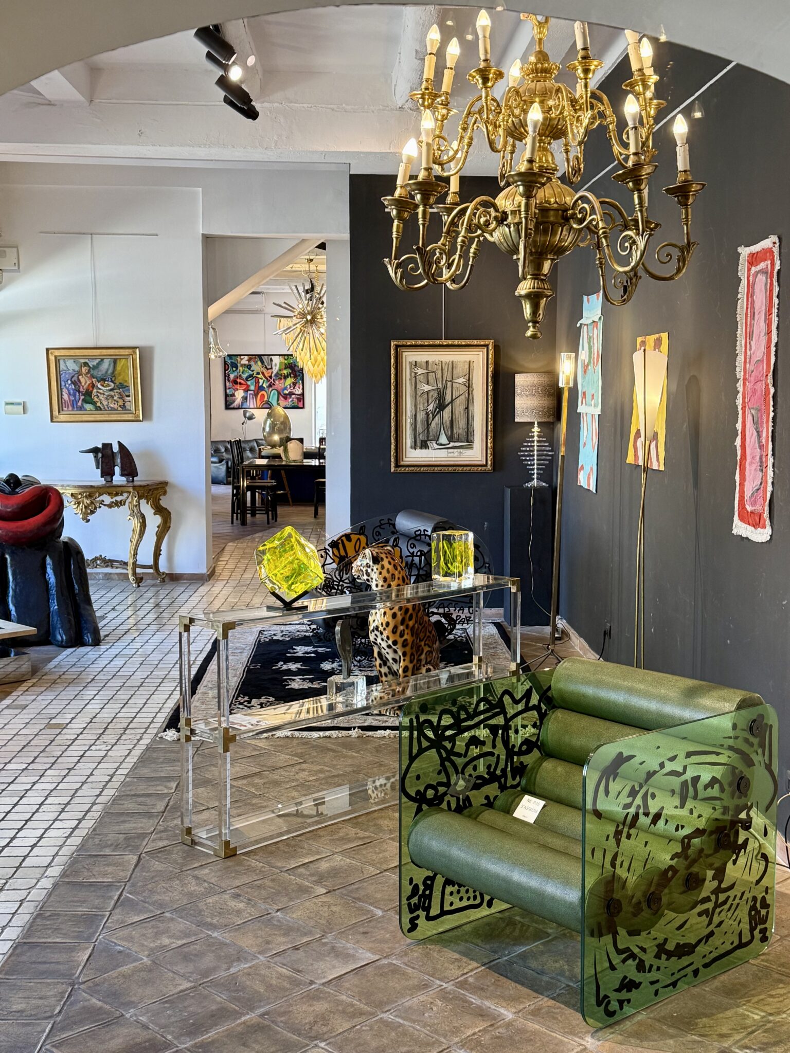 La Gallerie Leoni, une belle adresse à L'Isle-sur-la-Sorgue © E Laveran