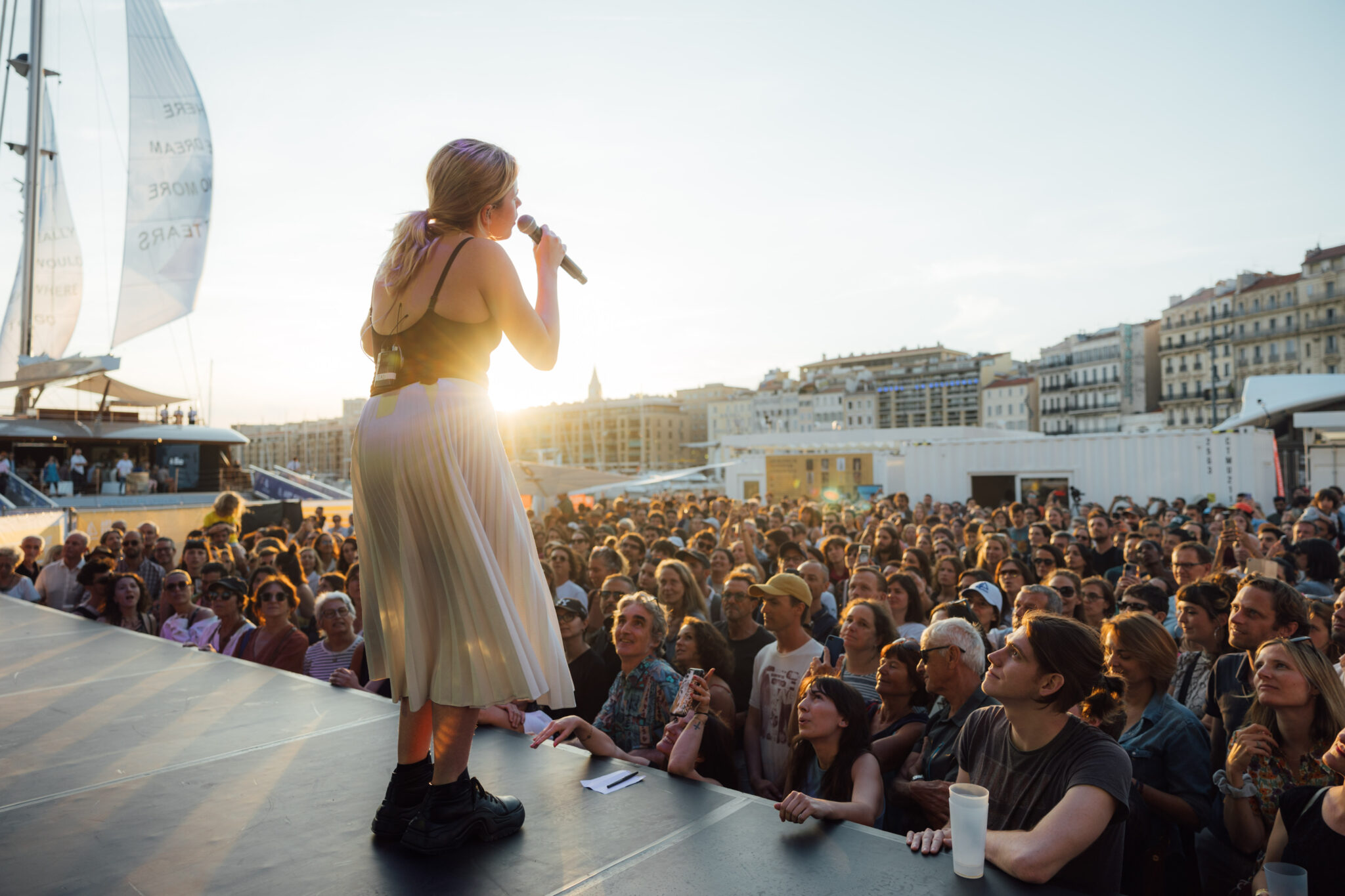 Zaho de Sagazan sur scène © Valentin Popineau