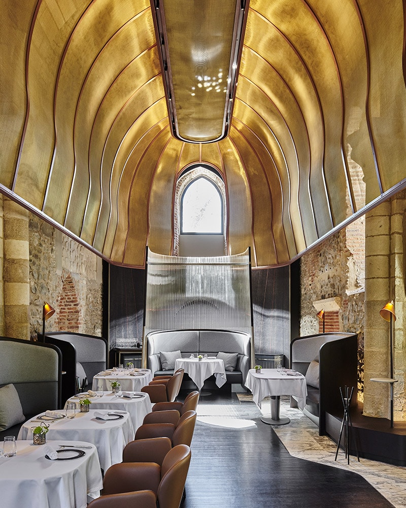 Restaurant La Chapelle de l'hôtel Relais&Châteaux © Château Saint-Jean 