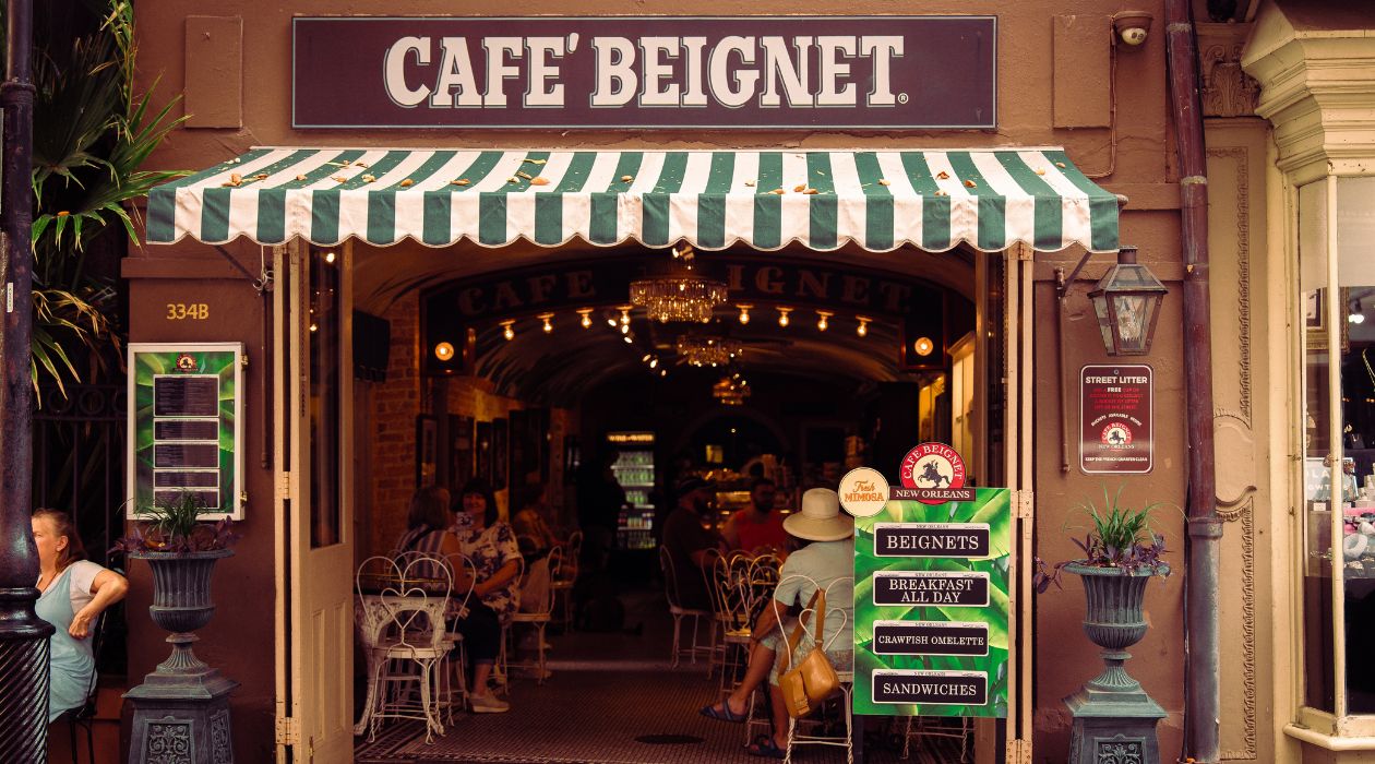 Café Beignet © Solal Karsenti