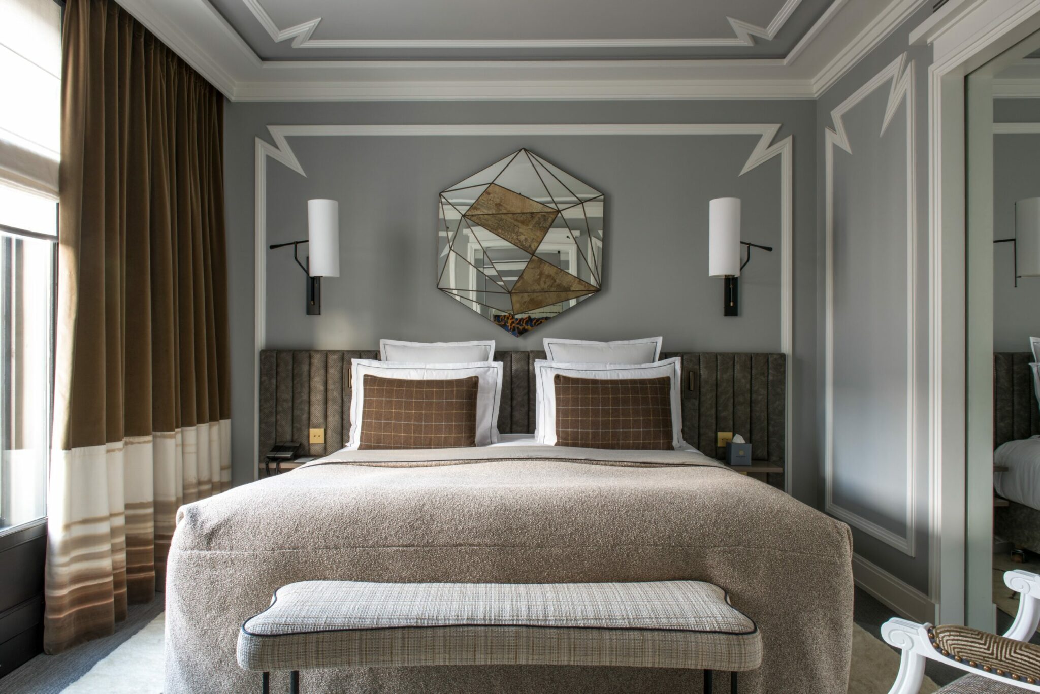 Une chambre du Nolinski © Nolinski Paris Evok Collection