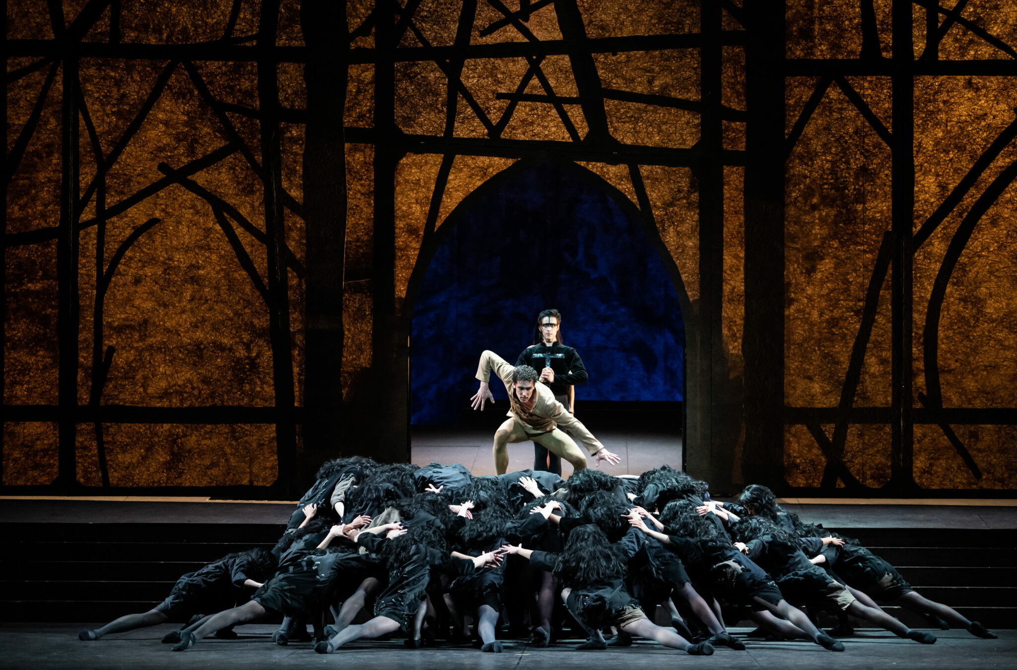 Un tableau du ballet "Notre Dame de Paris" de Roland Petit © Julien Benhamou