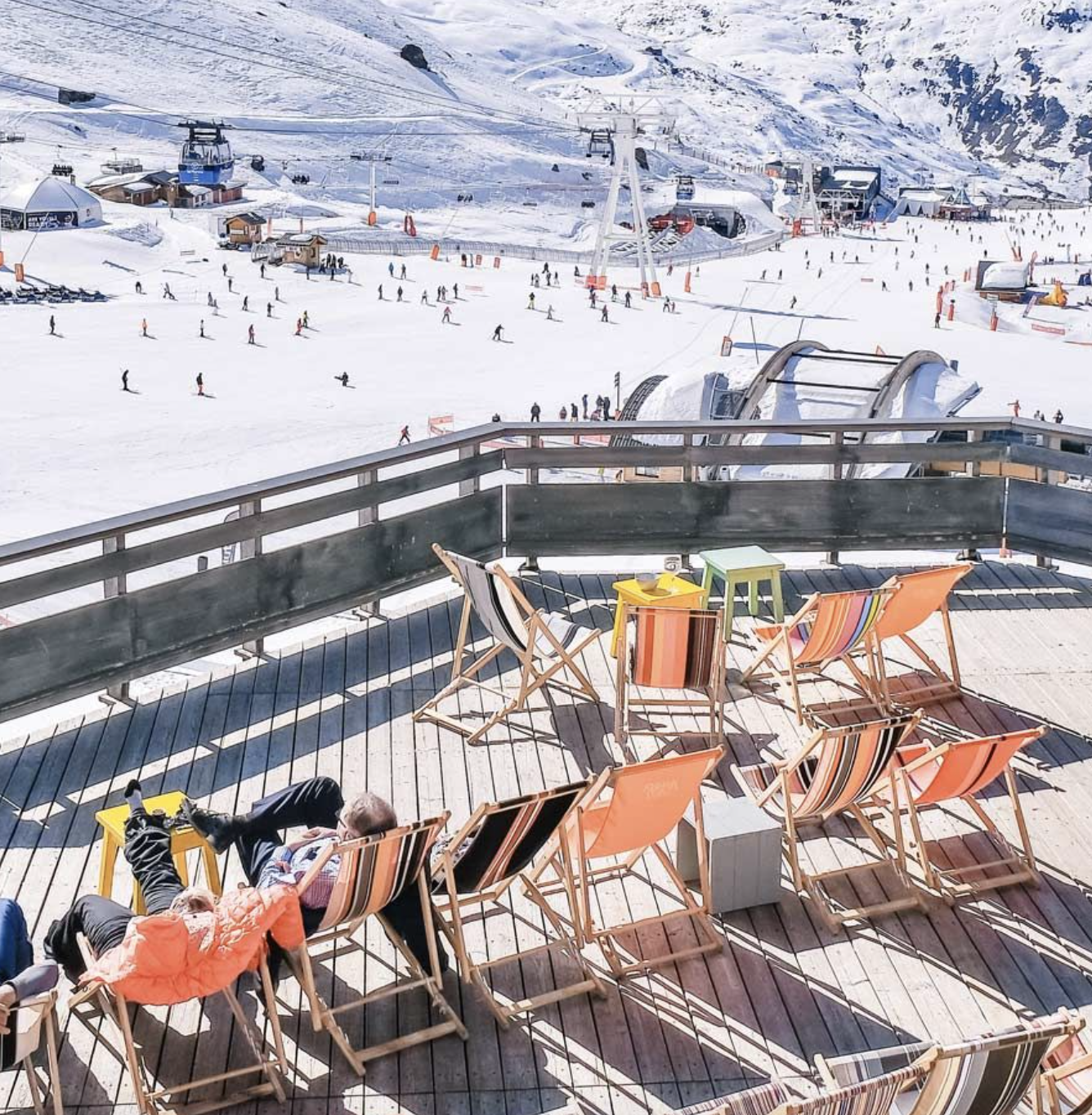 La terrasse du Fahrenheit Seven © Fahrenheit Seven Val Thorens