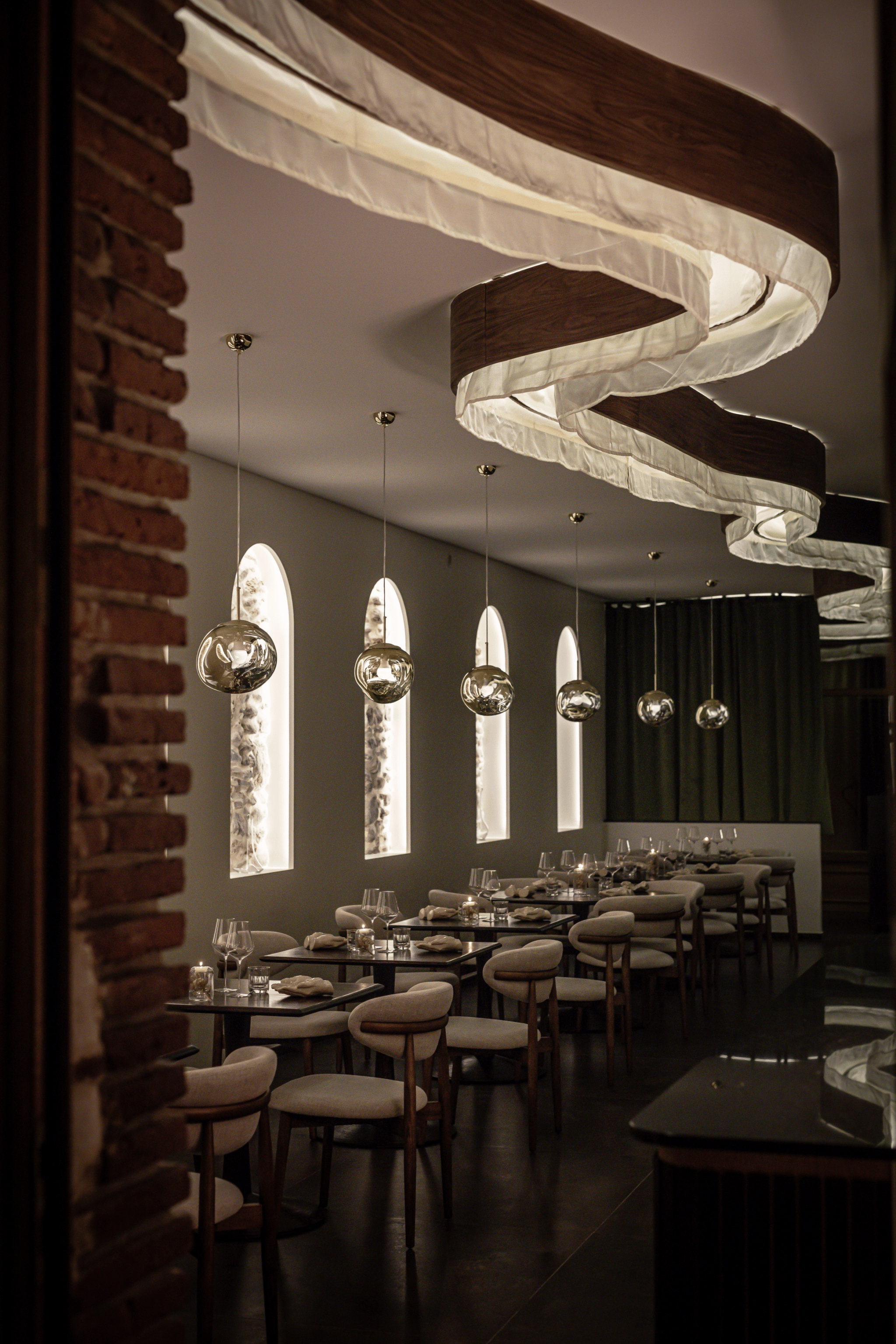 Déjeuner dans un restaurant gastronomique étoilé à Céret © Fario 2025