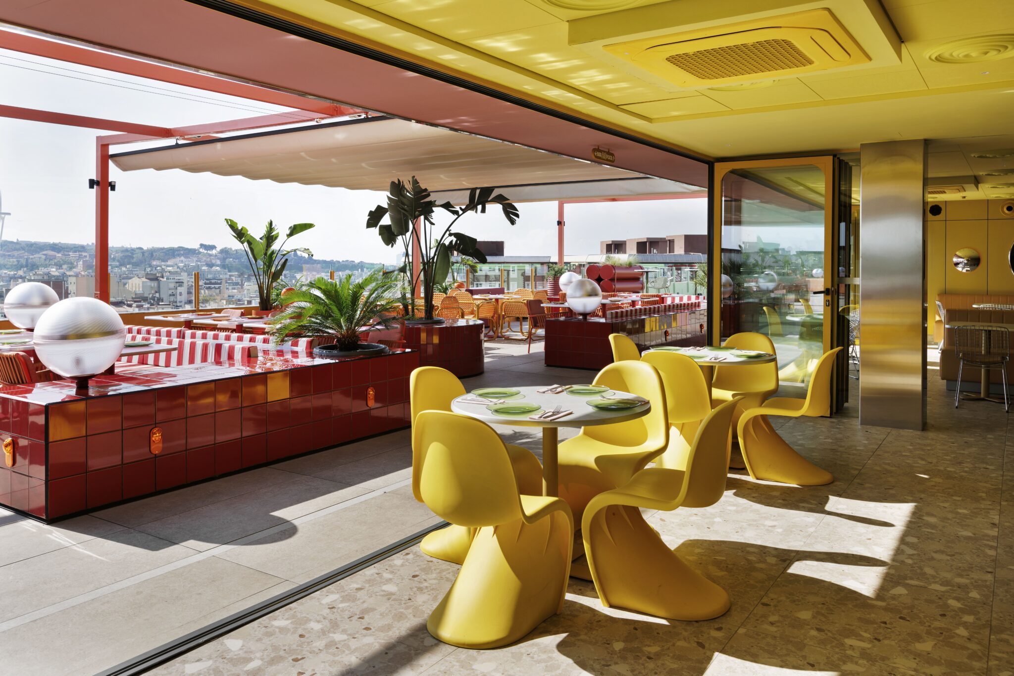 Le rooftop de l'hôtel, Moxy © Moxy 