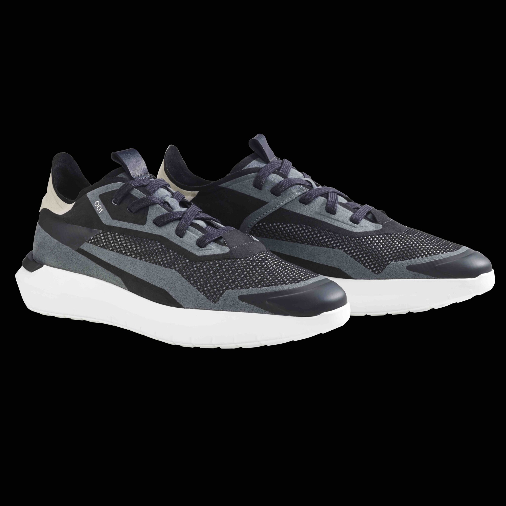 Macadam, le nouveau modèle de sneakers de la maison 555 © Maison555