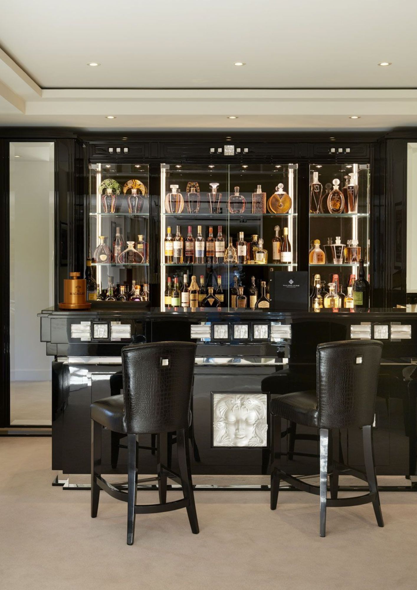 Le bar de l'hôtel © Gilles Pernet