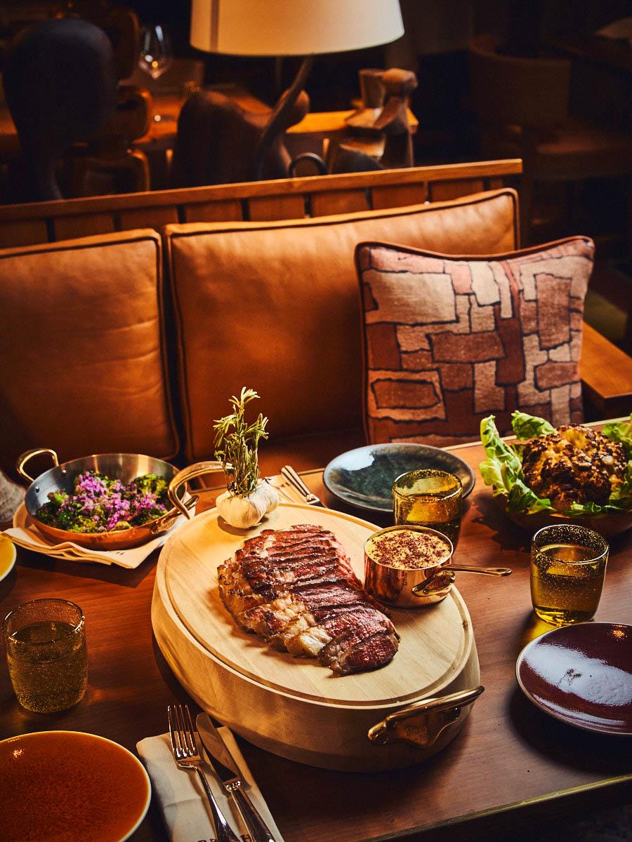 Dîner au restaurant de l'hôtel © Brach