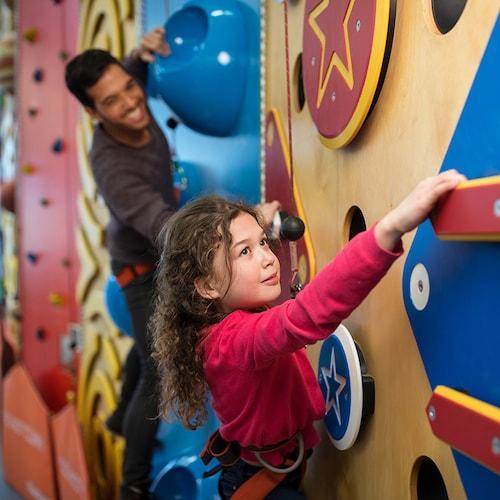 Plusieurs activités à faire en famille © Villages Nature Paris