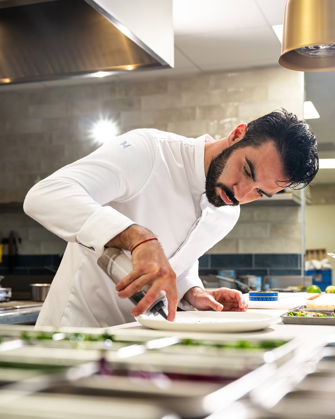 Ilane Tinchant, chef au restaurant en Provence L'Oursin © comfiance_