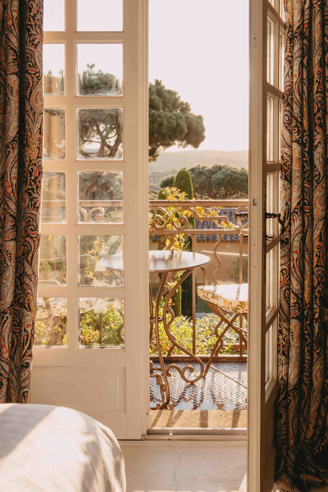 À Saint-Tropez, la Villa Marie © November Studio