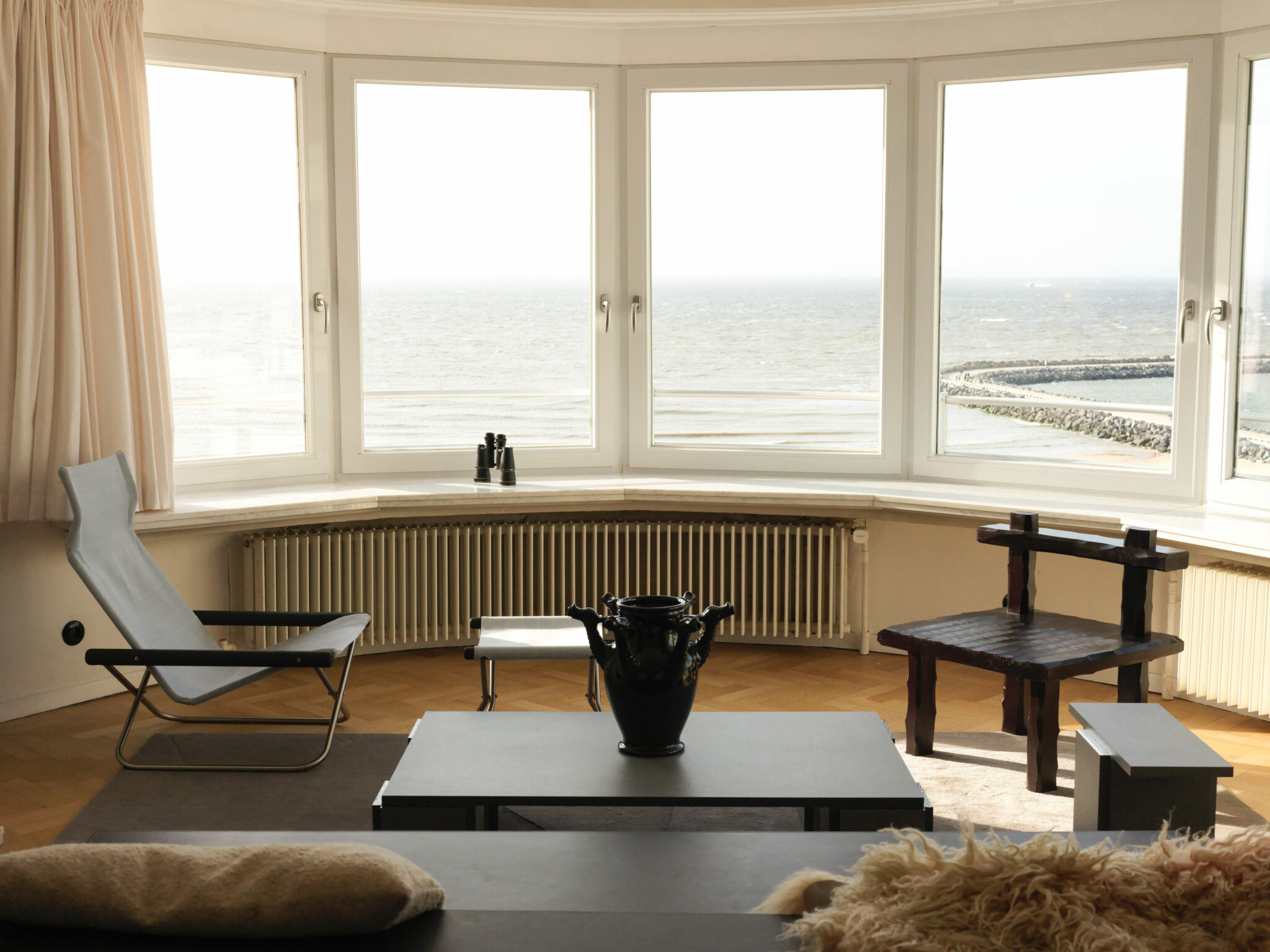 Paradis Apartment © Micha Pycke