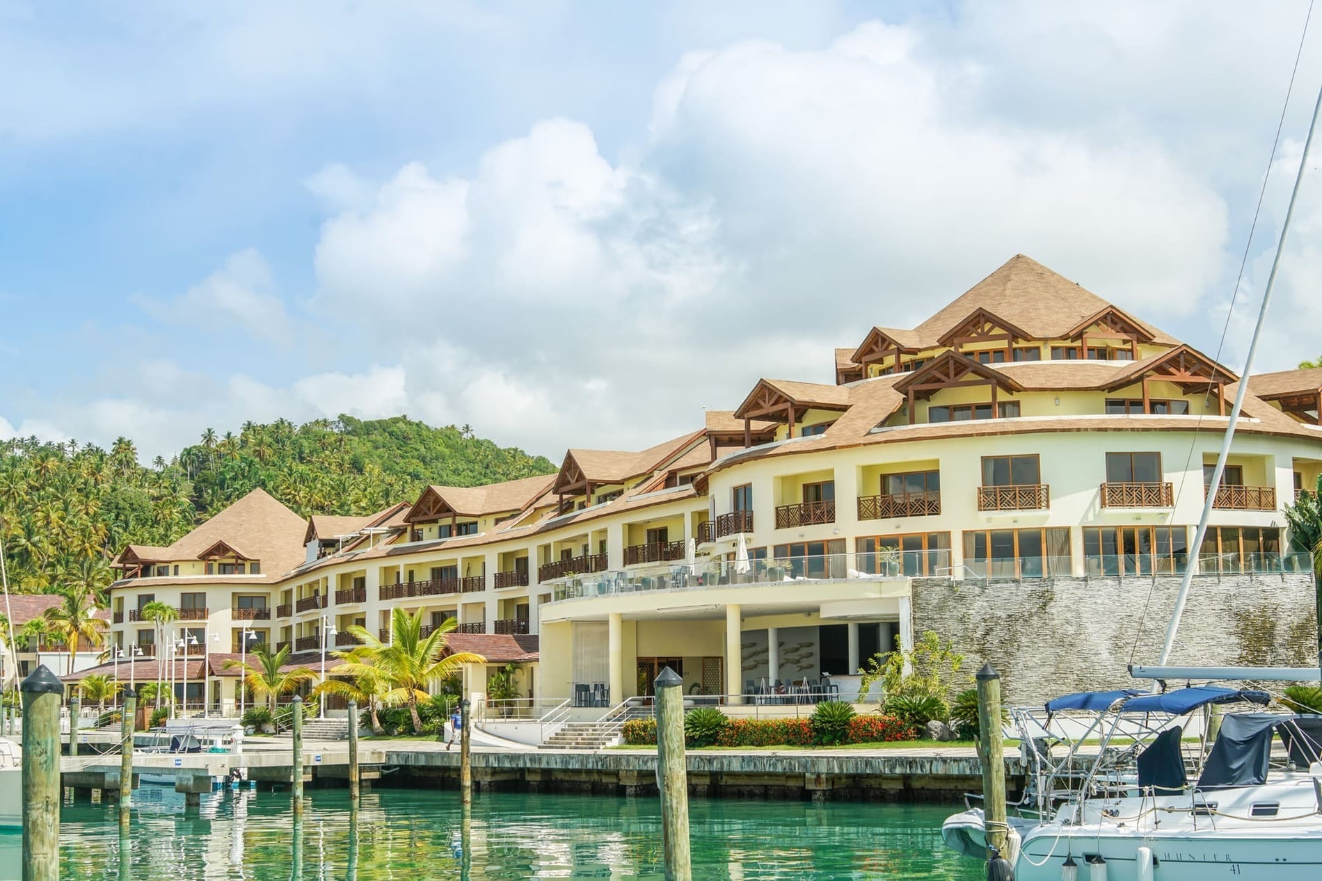 © The Bannister Hotel & Yacht Club