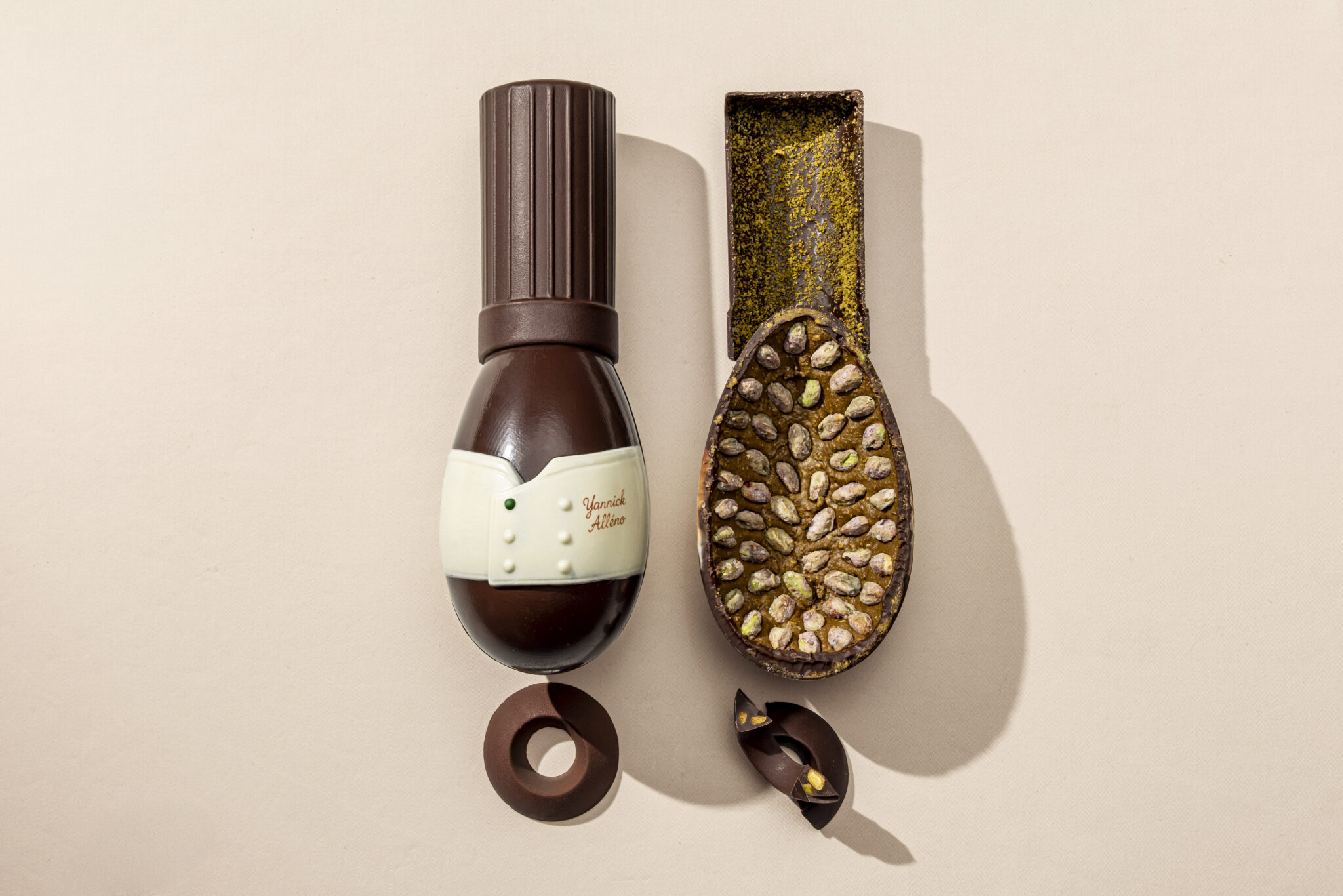 Yannick Alléno, Pâques se toque de chocolat © Simon Detraz