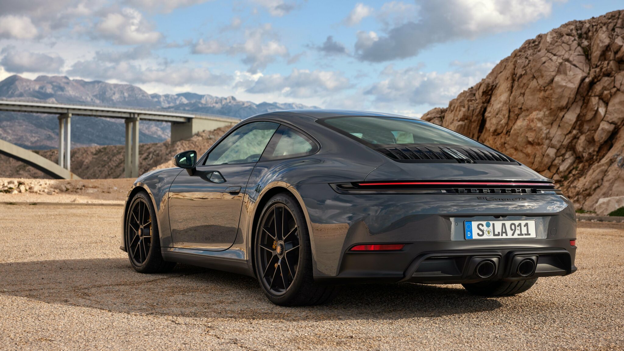 La GTS t-Hybrid © Porsche