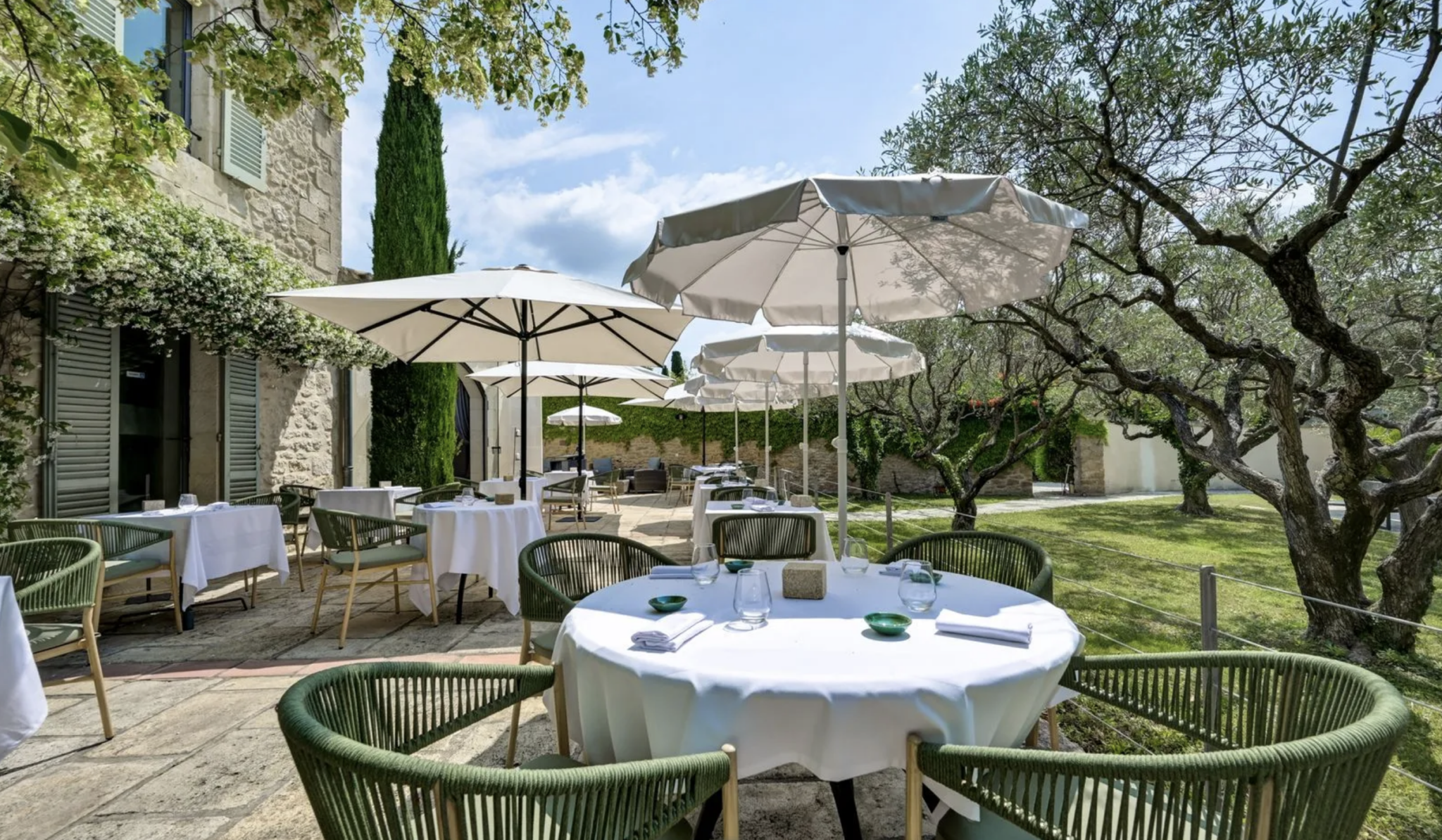 Le restaurant dans le Gard La Belle Vie © DR