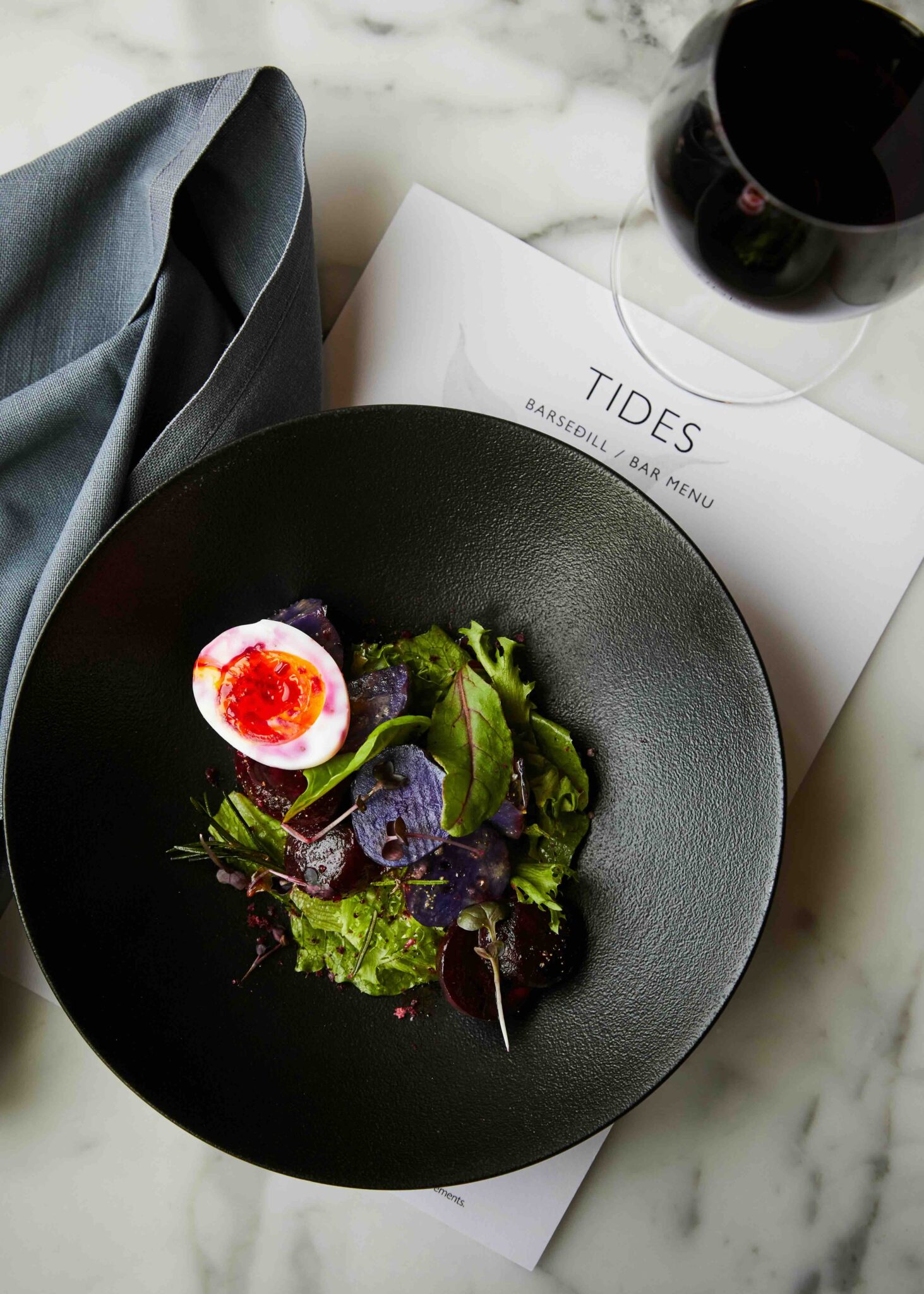 Le restaurant Tides, à l'hôtel de luxe Reykjavik EDITION © DR